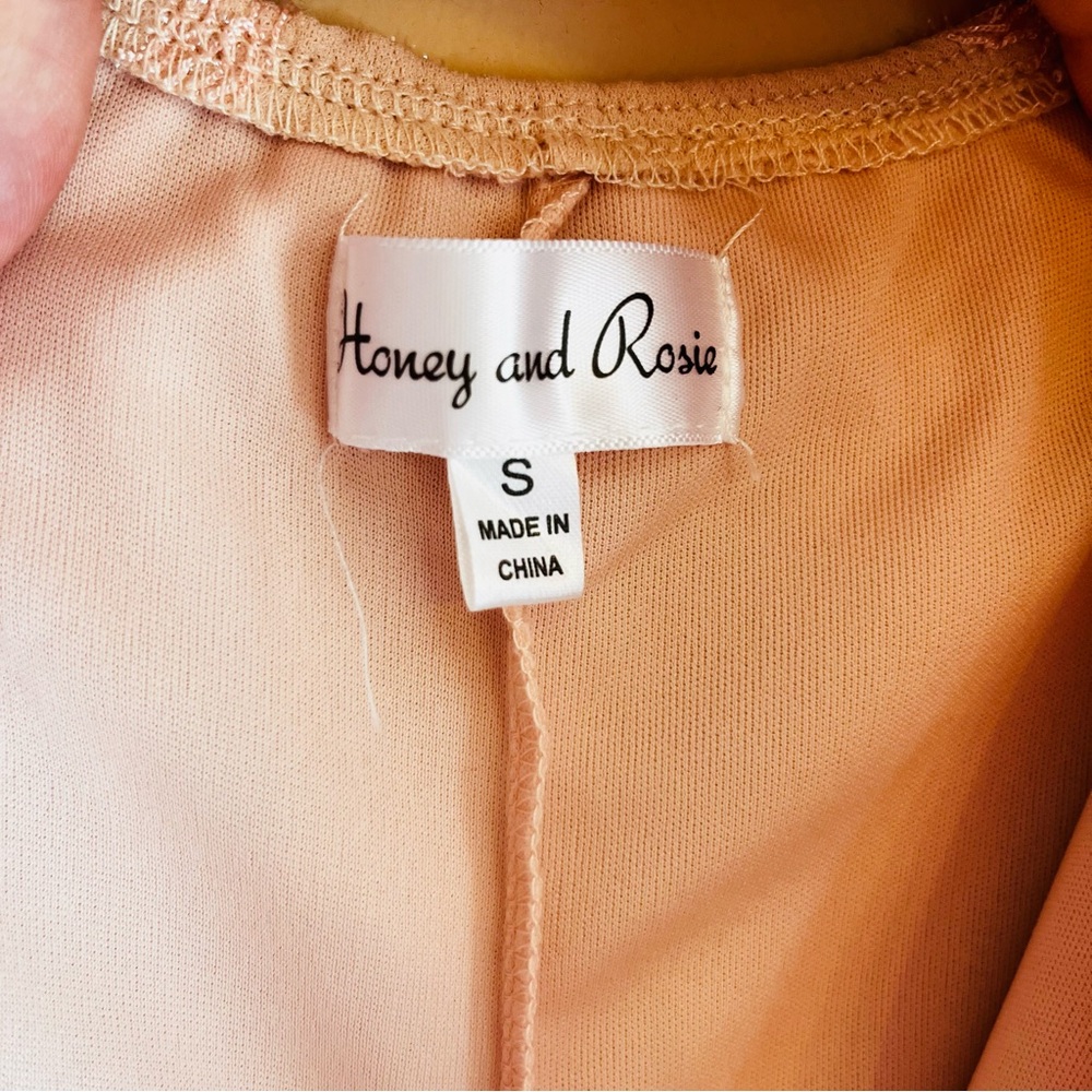 Honey and Rosie Dress Blush Pink Barbie Feminine Embroidered Glitter Lace Peplum - Picture 6 of 8